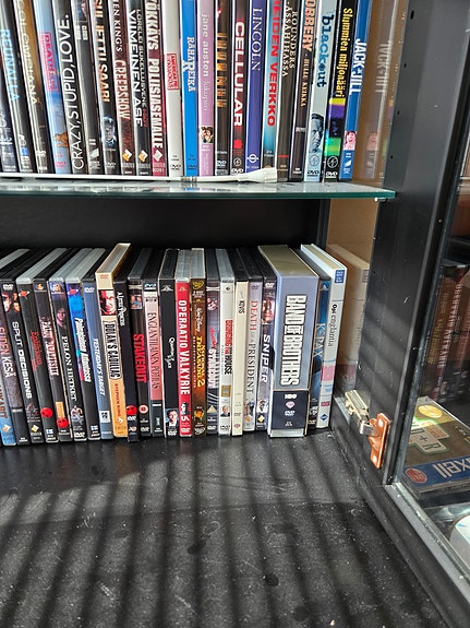 DVD- ja Blu-ray -elokuvakokoelma n. 300 kpl