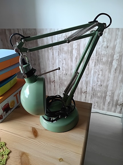 Retro vihreä pöytävalaisin