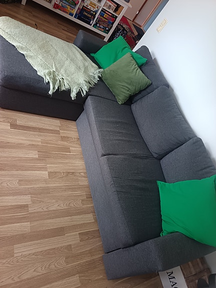 Vuodesohva divaanilla