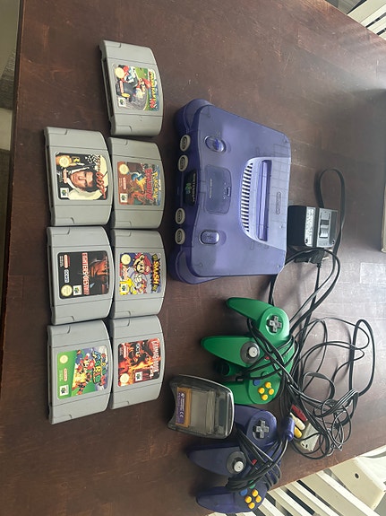 Nintendo 64 + 7 peliä