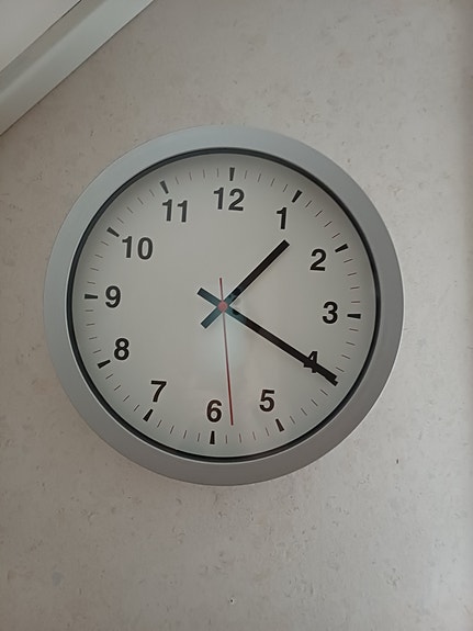 Ikea seinäkello