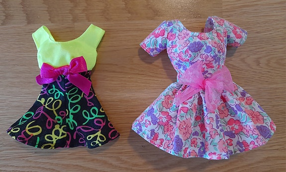Mattel Barbie mekot 2 kpl 90-luvulta