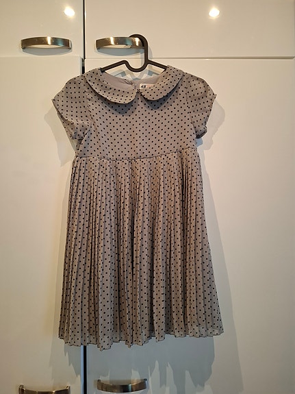 H&M mekko 134cm harmaa/mustat pallot