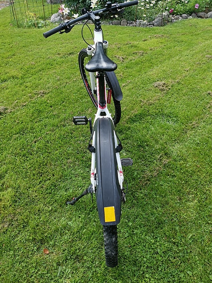 Maastopyörä White Lite 17 " 29" renkailla