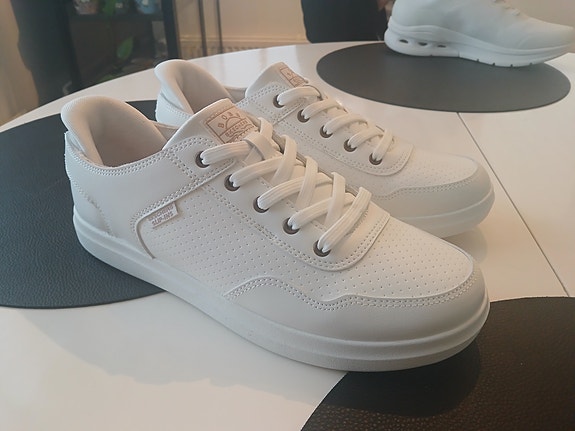 Skechers slip-ins
