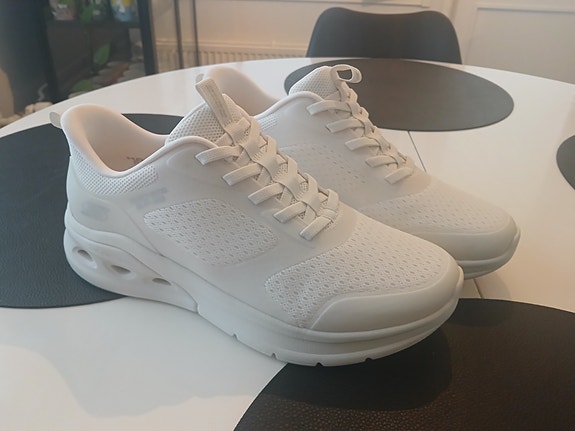 Skechers slip-ins