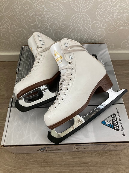Jackson excel taitoluistimet