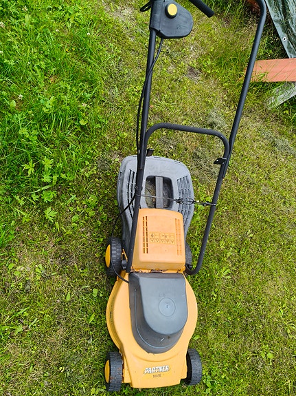 Partner sähkökäyttöinen ruohonleikkuri