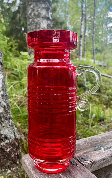 Punainen Kleopatra maljakko