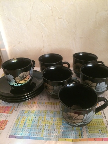 6 kuppia, 4 vatia