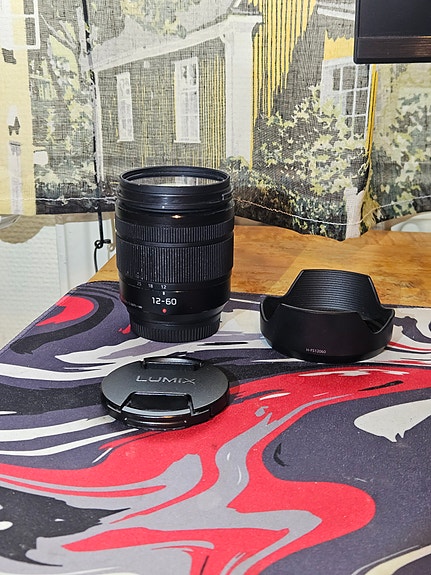 Panasonic lumix 12-60mm