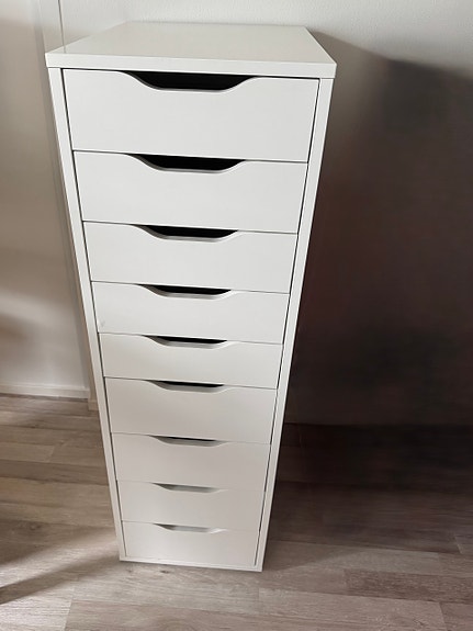 IKEA laatikosto valkoinen