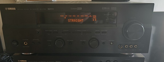 YAMAHA RX-V750