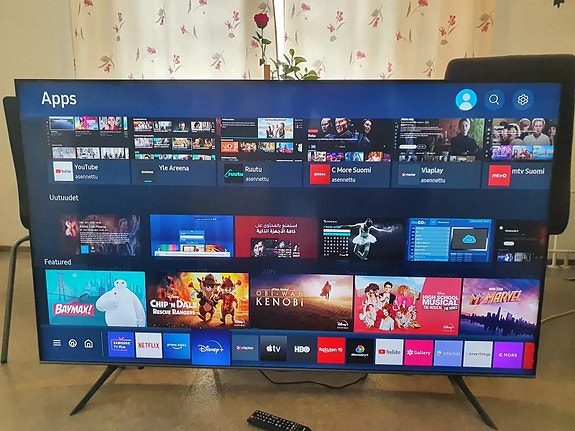 SAMSUNG 65 4K UHD SMART TV