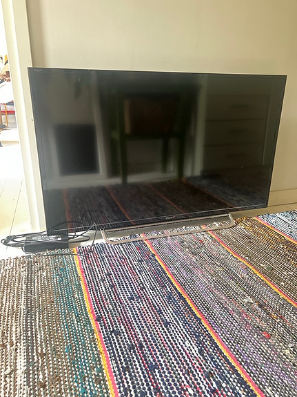 Sony televisio 40” (90x50 cm)