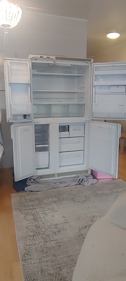 Rosenlewin ' ikuinen' jää-pakastinkaappi