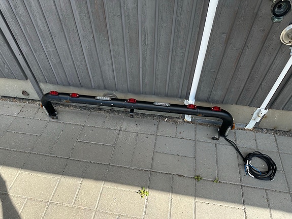 Valorauta äärivaloilla