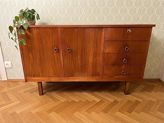 💎 Vintage teak-senkki / TV-taso 60-luku – Alkuperäinen avain tallella!