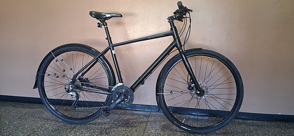 Kona Dew Plus 28" 52cm.