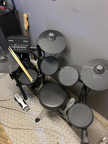 Yamaha DTX sähkörummut