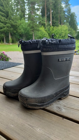 Nokialaiset lämminvuori kumisaappaat koko 27