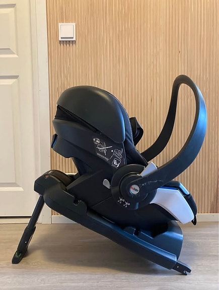 BeSafe turvakaukalo+telakka alle 13 kg lapselle