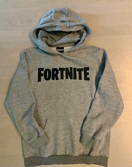 Fortnite huppari S koko
