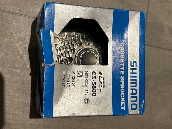 Shimano 105 11spd takapakka 12-25t