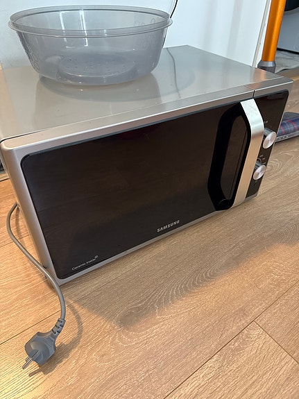 Samsung mikroaaltouuni