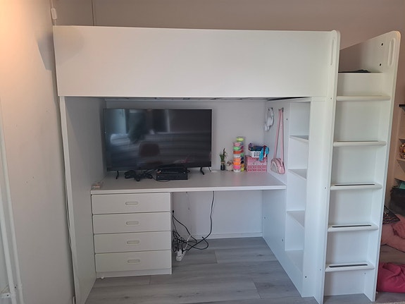 Ikean valkoinen parvisänky