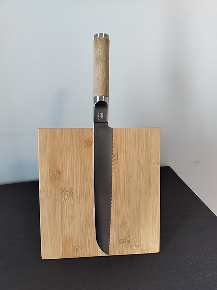 Fiskars veitsi & Dorre magneettiteline