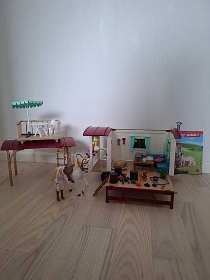Schleich asuntovaunu