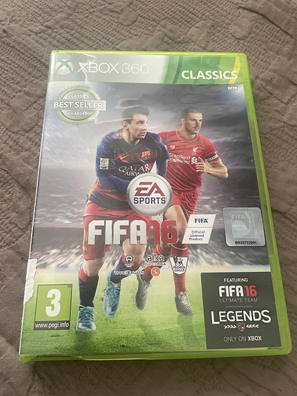 Xbox 360 FIFA 16 -peli
