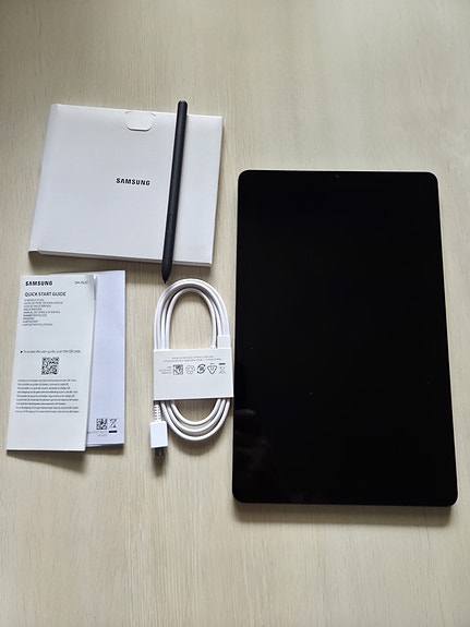 Samsung Galaxy Tab S6 Lite (SM-P620) 10.4" display