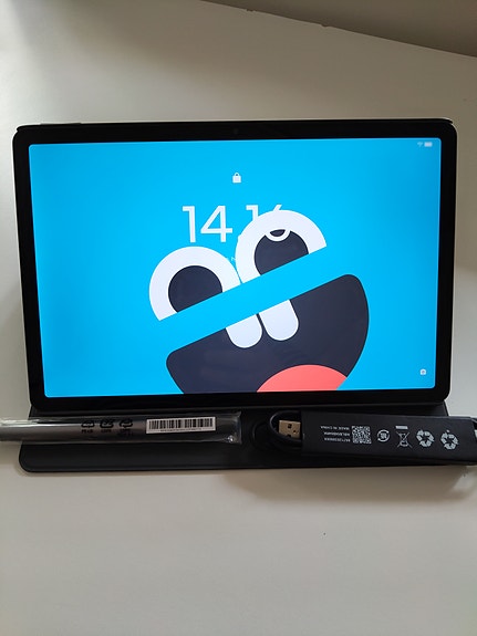 Lenovo tabletti 256 GB 11" harmaa