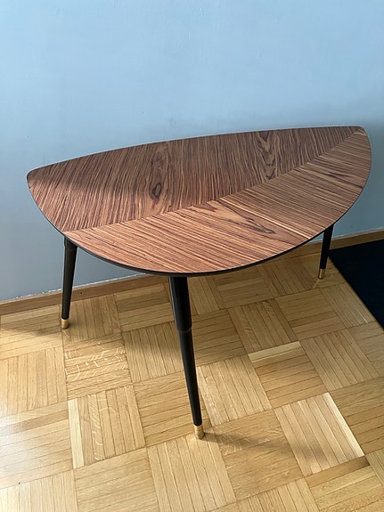 Ikea Lövbacken sivupöytä lehti