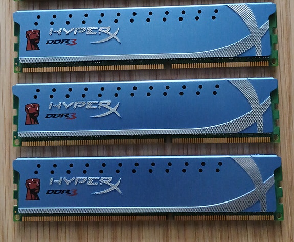 Kingston HyperX DDR3 6GB (3x2GB) 1600MHz.