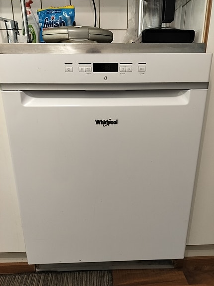 Whirlpool astianpesukone