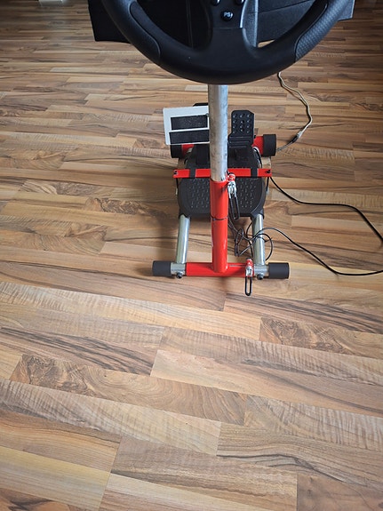 Thrustmaster T80 ratti ja polkimet+teline