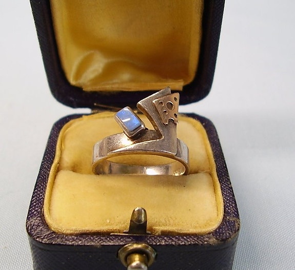Sormus - 8 kt. Hopea, Keltakulta - 0.20ct. tw. Opaali - Design+Kulta-levy