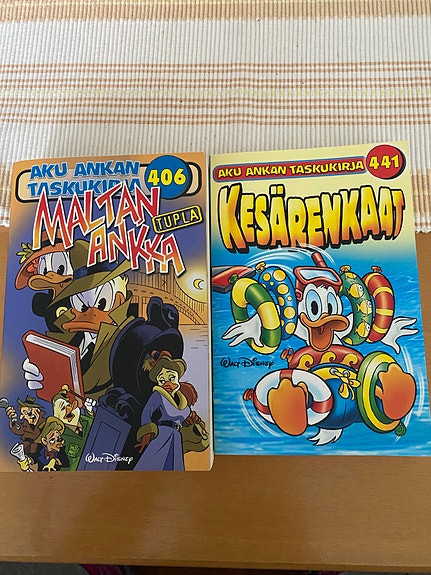 Aku Ankan taskukirjat nrot 406 + 441