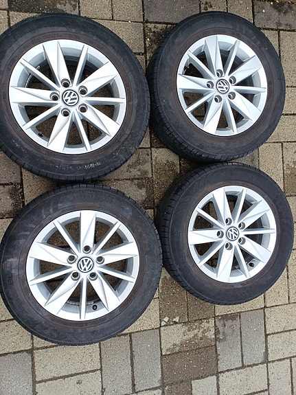 VW OEM vanteet 6J*15 ET43 vanteet