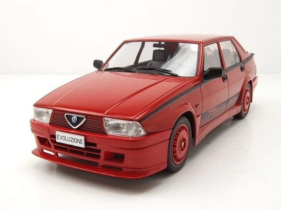 MCG 1:18 - Pienoismalliauto - Alfa Romeo 75 Evoluzione