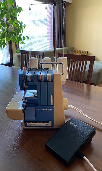 Singer professional 14U22A saumuri