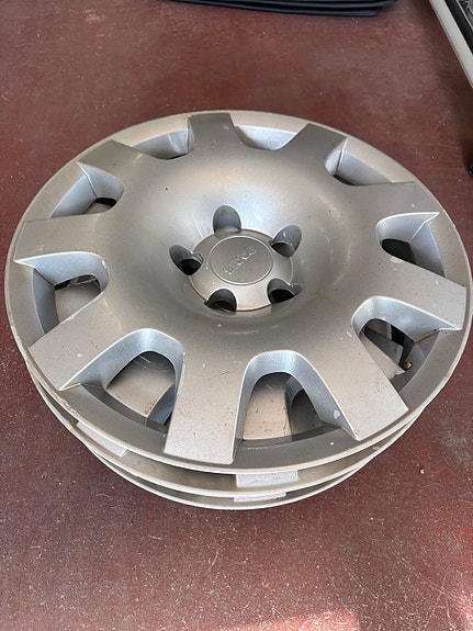 Saab pölykapselit R16 4kpl