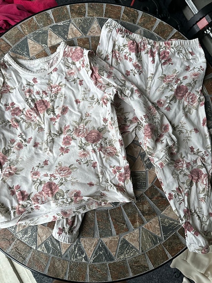 Newbie asu tytölle 86/92