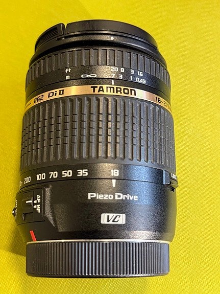Tamron 18–270mm f/3.5–6.3 zoom lens