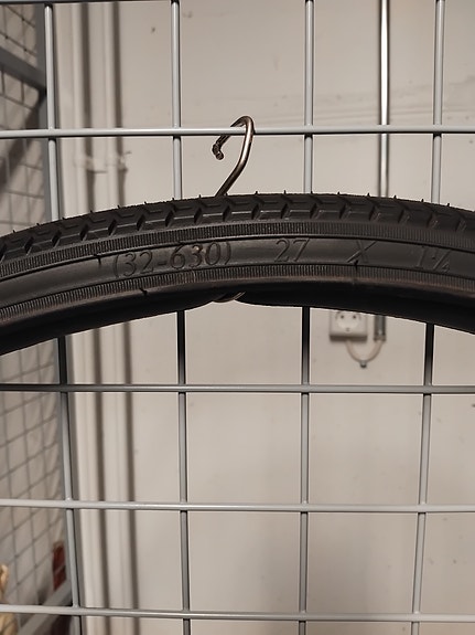 Polkupyörän rengas 27" 32-630
