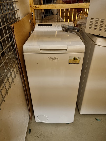 Whirlpool päältä täytettävä pesukone valkoinen