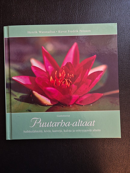 Puutarha-altaat - kirja
